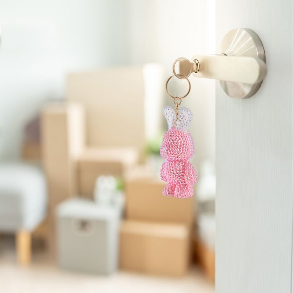 Алмазная (кристальная) мозаика Фрея ALVF-001, брелок Розовый зайка, 4х8 см