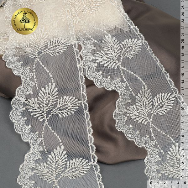 Кружево на сетке широкое 105 мм, 40483, цв.W0115 молочный уп.13.7м, Kruzhevo