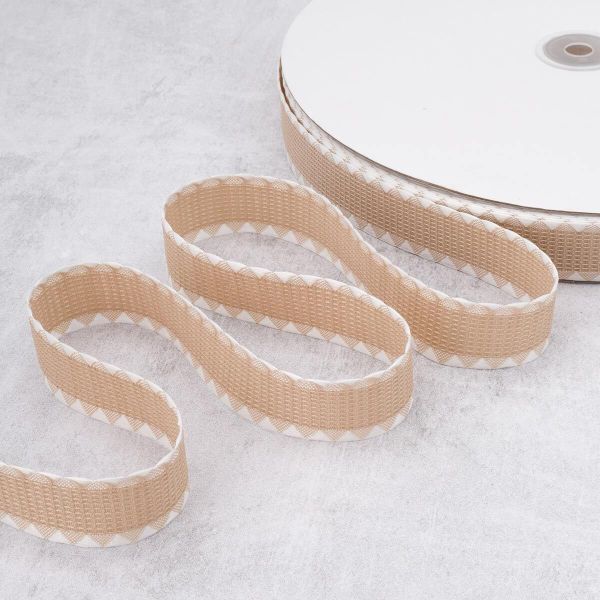 Тесьма (лента) окантовочная 28 мм / 91.44 метра, 5.075 г/пог.м, декоративная, 03 бежевый, 3Al360