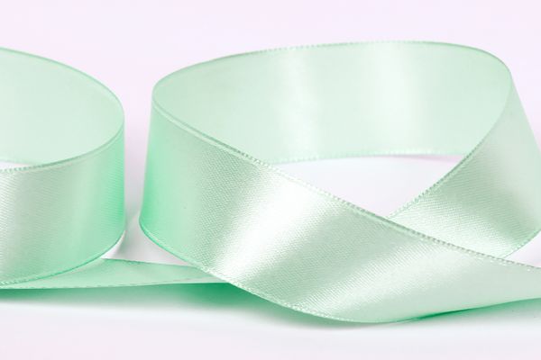 Лента атласная 1-сторонняя 25.0 мм / 33±2 метра, 063 св.св.зеленый, Gamma