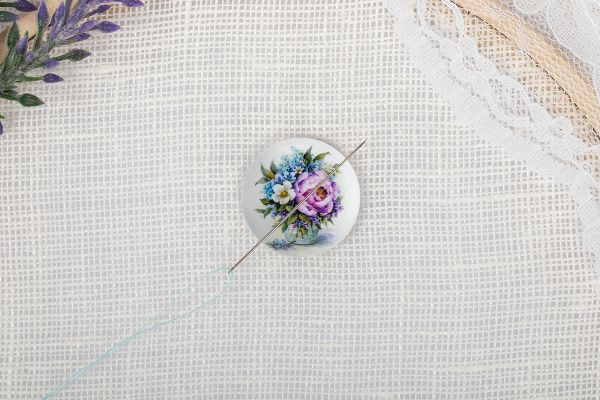 Игольница магнитная №37 Цветы в вазе, Gamma NEM