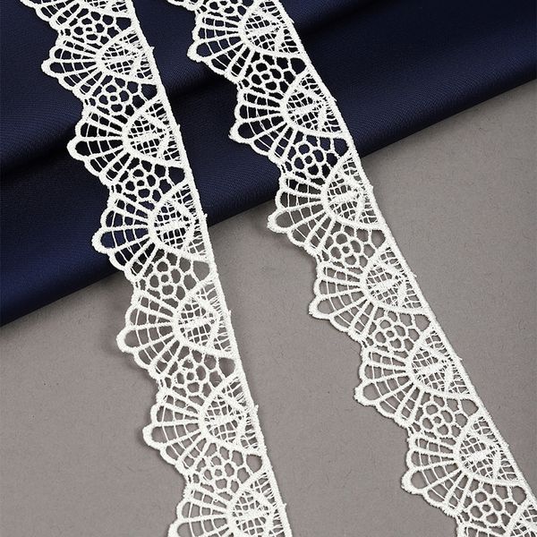 Кружево гипюр (плетёное) 30 мм, цв.4 молочный, уп. 9 м, Kruzhevo