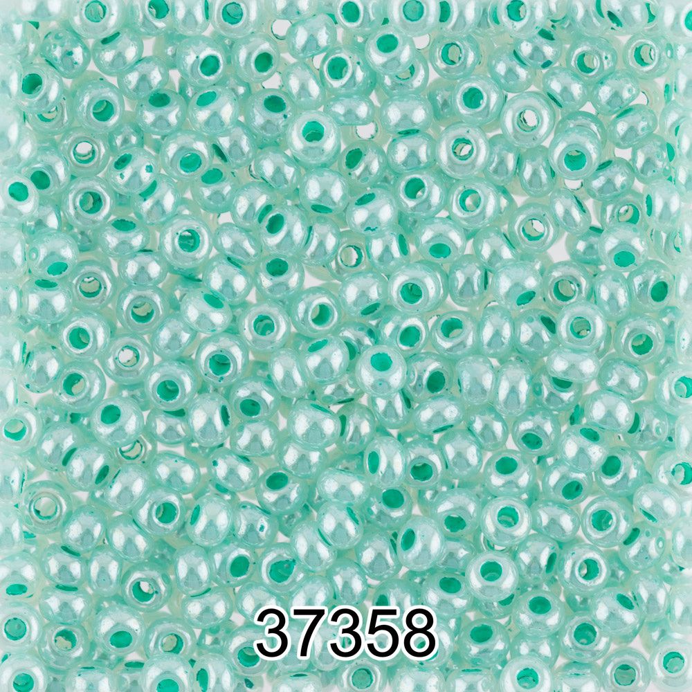 Бисер Preciosa круглый 10/0, 2.3 мм, 500 г, 37358 (Ф354) св.зеленый