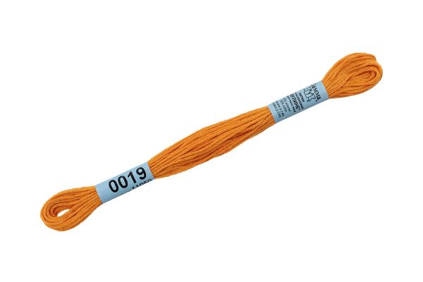 Мулине Gamma 100% хлопок, цв.0019 св.оранжевый, 24 мотка по 8 метров