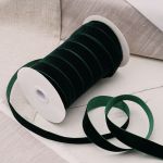 Лента бархатная (тесьма) 20.0 мм / 32.9±2 метров, 0081-1901, 165 темно-зеленый