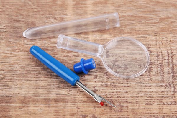 Набор швейных инструментов блистер SGT-03 (нитковдеватель, мини-лупа, вспарыватель), Gamma SGT-03