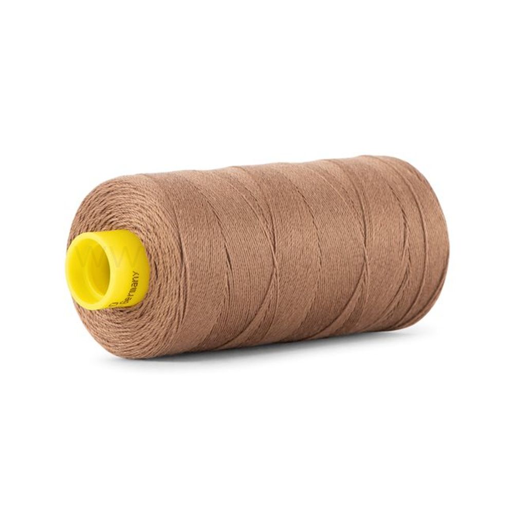 Нить отделочная Gutermann Mara 30/2, 300 м, 702404, 180 золотистая охра, 1 катушка