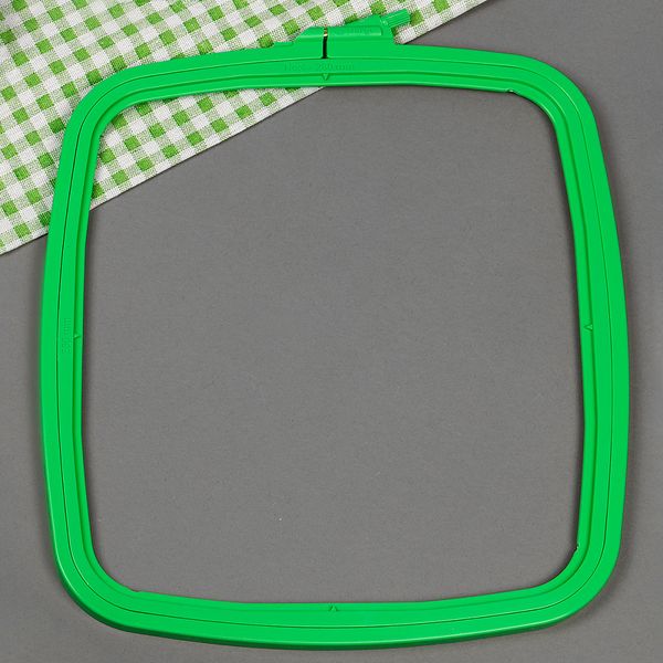 Пяльцы-рамка пластиковые 250х280 мм, Nurge NUR.170-14.5 цв.зеленый