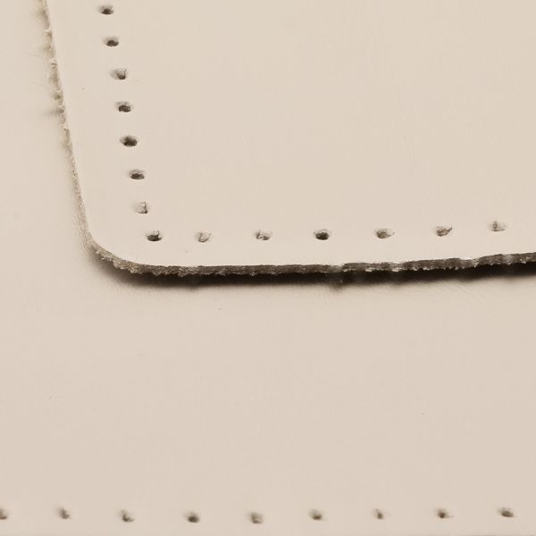 Заплатки пришивные из кожи, квадрат 8см с перфорацией, 2 шт, 100% кожа, 06 бежевый, 9122