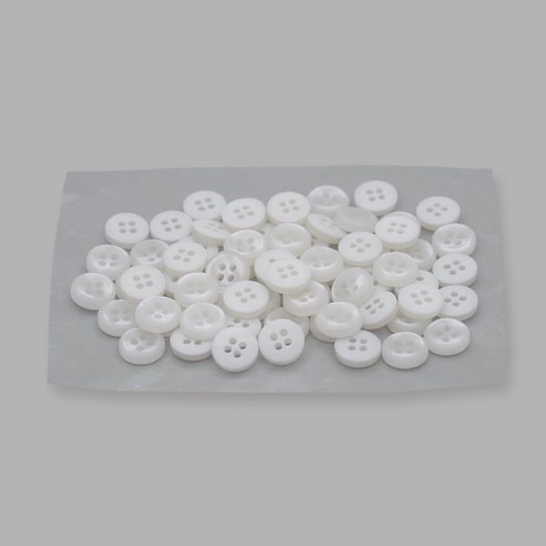Пуговицы 4 прокола 17L (10,5мм), пластик (Wht-01 белый), 72 шт, CN 2801