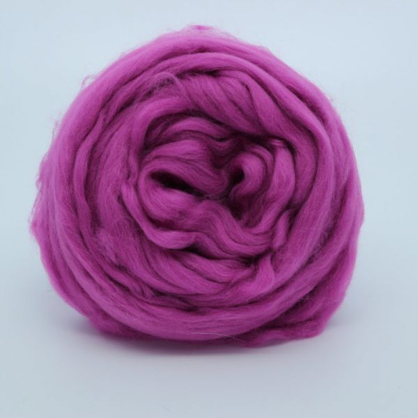 Шерсть для валяния Троицкая Гребенная лента тонкая 1х100 г (22 мкр), 0850 нежная сирень