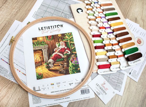 Набор для вышивания нитками LetiStitch, Отдых Санты у камина, 38,5х40 см