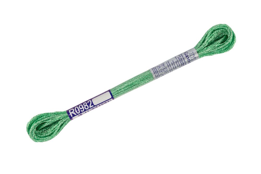 Мулине Gamma вискоза 100%, цв.R0982 салатовый, 12 мотков по 8 метров