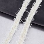 Тесьма отделочная твидовая 25 мм / 41.14 метра, с люрексом, белый/золото, 3Al280