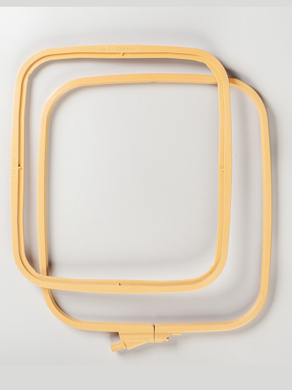 Пяльца-рамка Nurge пластиковые 220х195, M10419