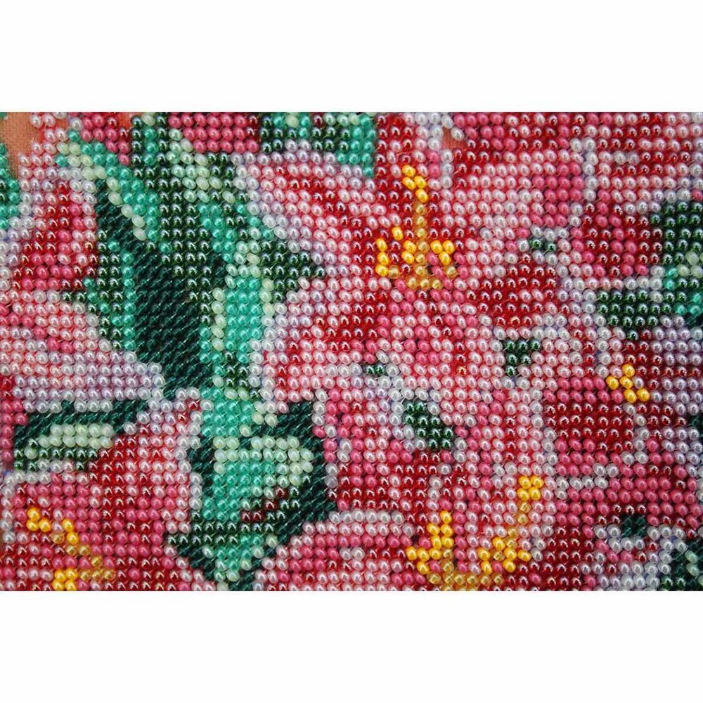 Набор для вышивания бисером Hobby&Pro, Лилии в натюрморте, 28х35 см