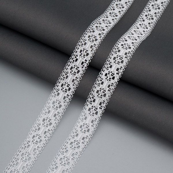 Кружево капроновое 15 мм, / 13.72 метра, белый