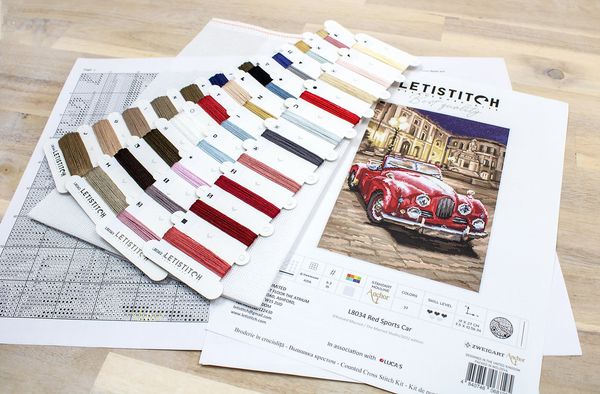 Набор для вышивания нитками LetiStitch, Красный спортивный автомобиль 19х27 см