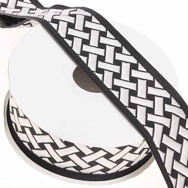 Лента (тесьма) жаккардовая 35.0 мм / 10±0.5 метров, бордюр Плетеный орнамент 35274 V9 черный/серебро