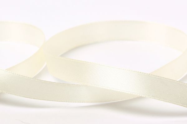 Лента атласная 1-сторонняя 12.0 мм / 33±2 метра, 075 кремовый, Gamma