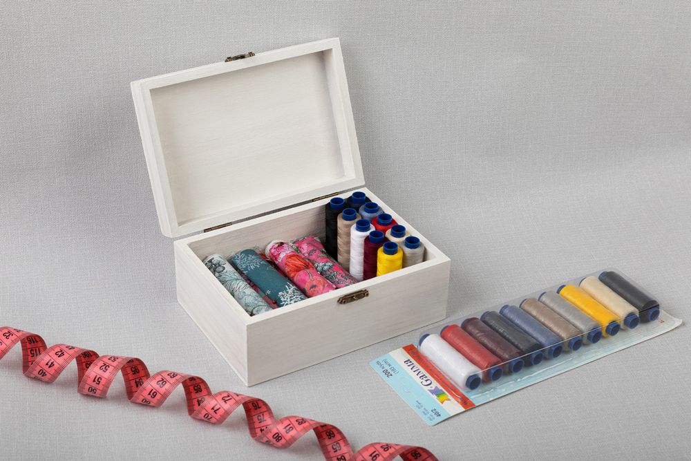 Нитки швейные бытовые Gamma 40/2, 183 м / 10 кат, ассорти 04