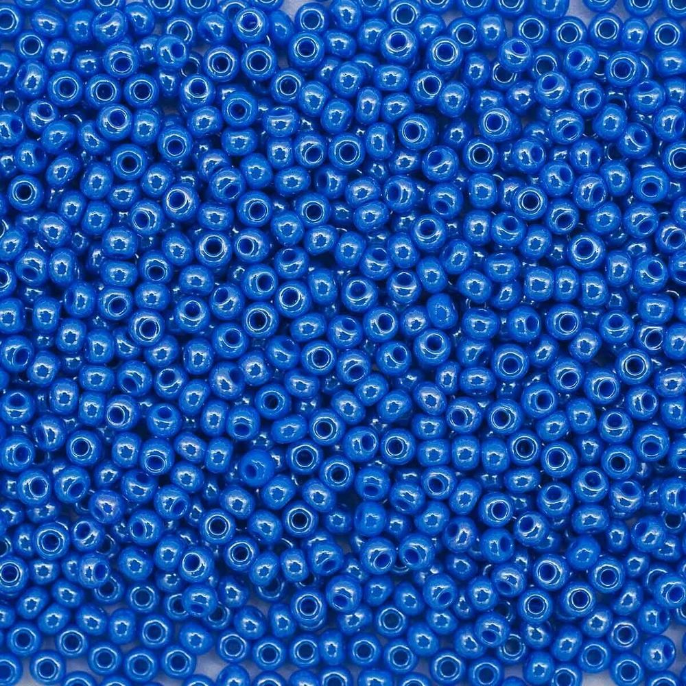 Бисер Preciosa 10/0 (2.3 мм), 100 г (5х20 г), непрозрачный с покрытием, цв. 38040