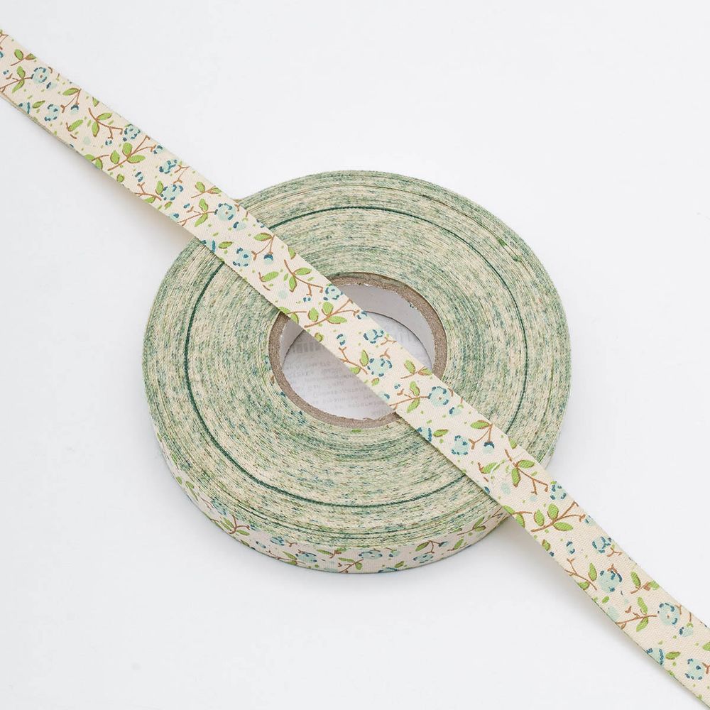 Лента декоративная х/б Цветы 15.0 мм / 25±1 метров, бело-голубой, 3448
