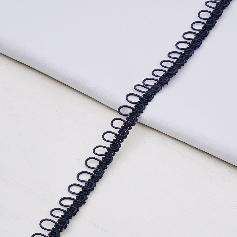 Тесьма декоративная с петлями 15 мм / 18.29 метра, темно-синий, 13-7735