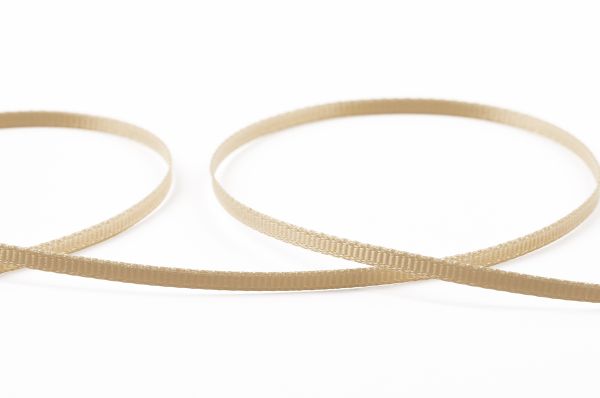 Лента репсовая (в рубчик) 3.0 мм / 91.44 метра, 003 св. бежевый, Gamma GR-03