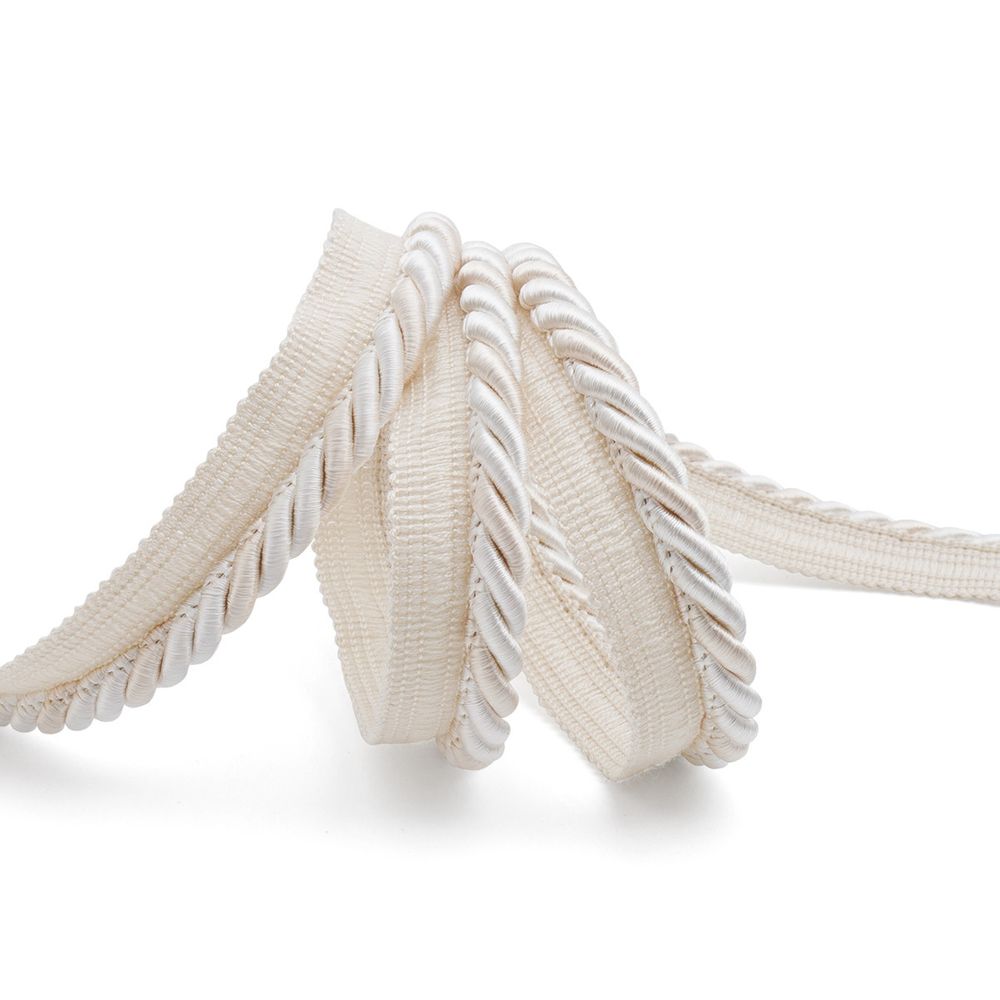 Кант витой 9 мм / 25 метров, вискоза (103/45), белый