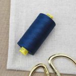 Нитка универсальная Gutermann Mara 70/2, 700 м, 702170, 013 темный джинс, 1 катушка