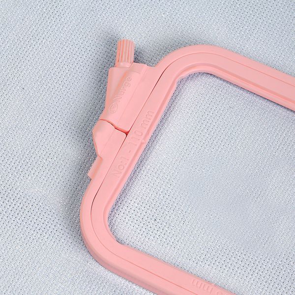 Пяльцы-рамка Nurge пластиковые 110х95 цв.розовый