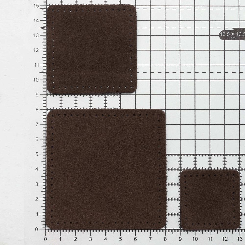 Набор заплаток пришивных из замши, квадрат 4см, 6см и 8см, с перфорацией, 3 шт, 100% кожа (21 темно-коричневый), 59402
