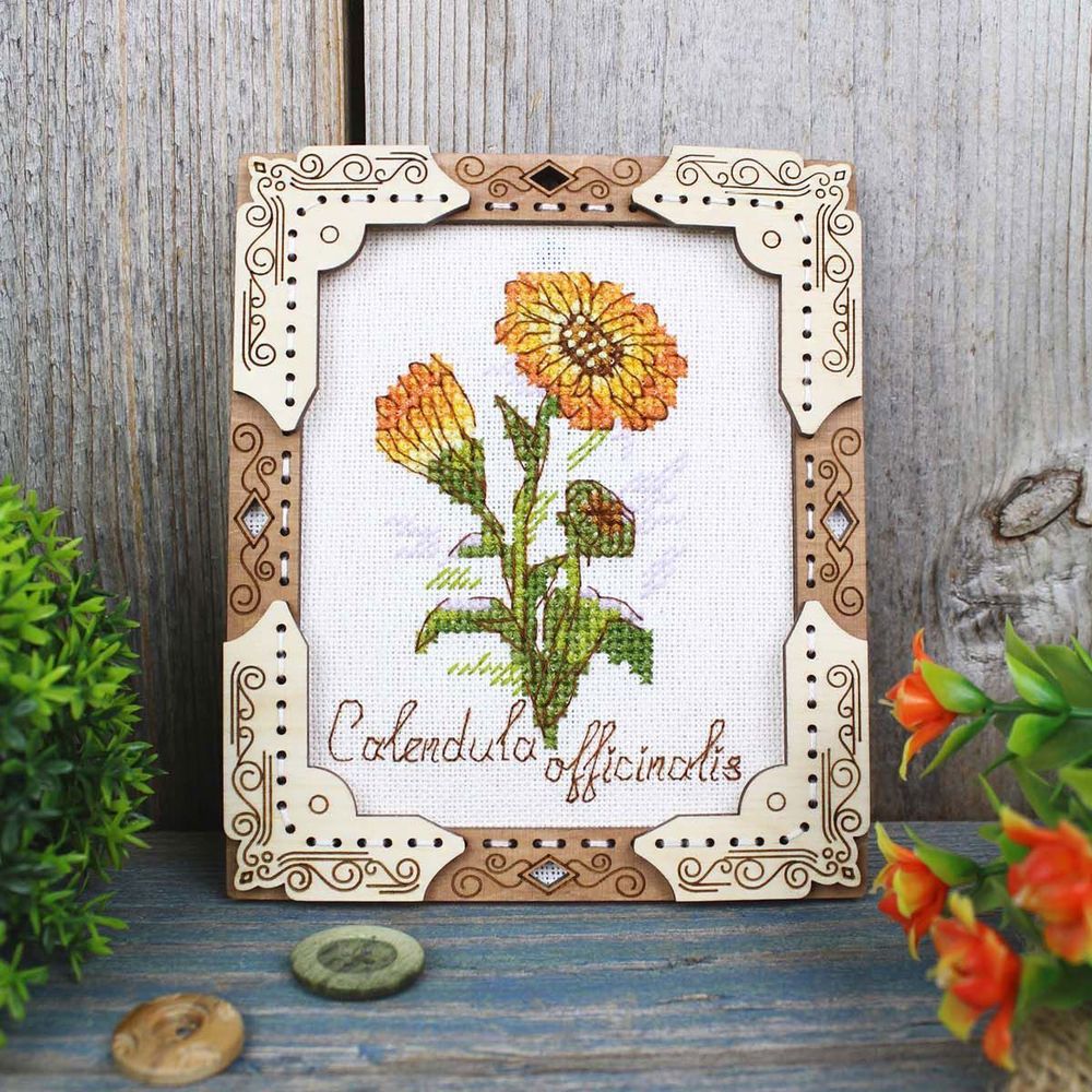 Набор для вышивания нитками МП Студия, на деревянной основе Миниатюра. Календула 13х11см