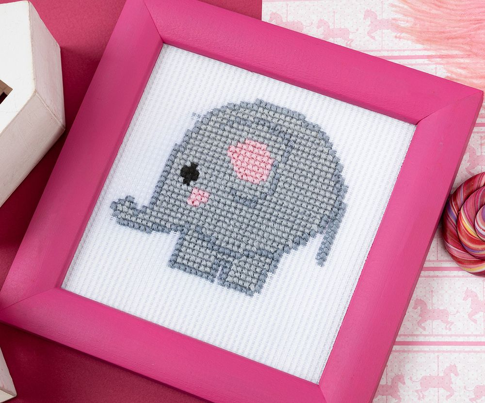 Набор для вышивания нитками Klart, Детские истории. Слонёнок, 11х12 см