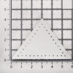 Заплатки пришивные из кожи, треугольник равнобедр., стор. 5см, с перфорацией, 2 шт, 100% кожа, 08 белый, 9901