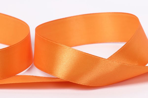 Лента атласная 1-сторонняя 25.0 мм / 33±2 метра, 137 оранжевый, Gamma