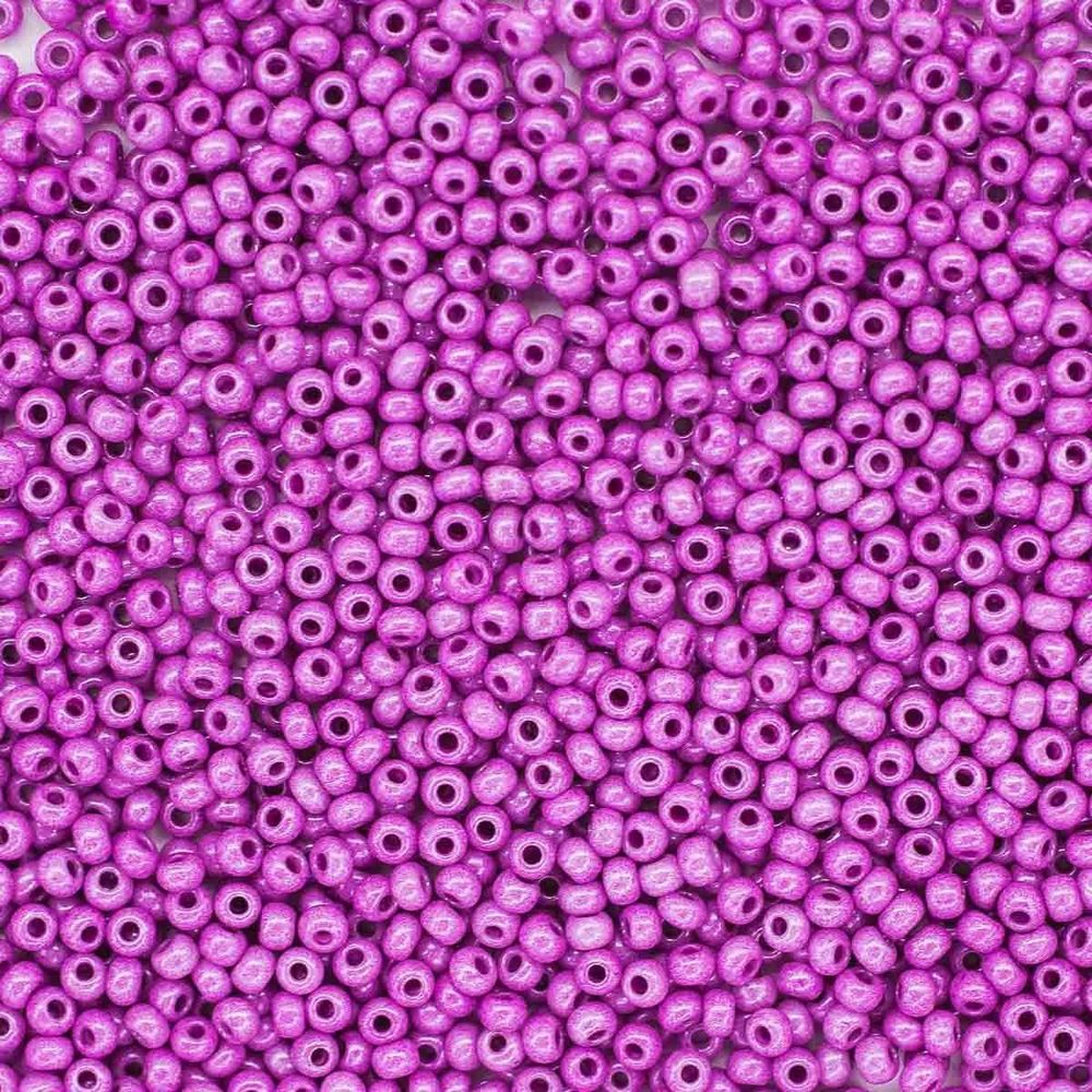 Бисер Preciosa непрозрачный, цветной мел. 10/0 (2.3 мм), круг.отв, 20гр, уп.5 шт