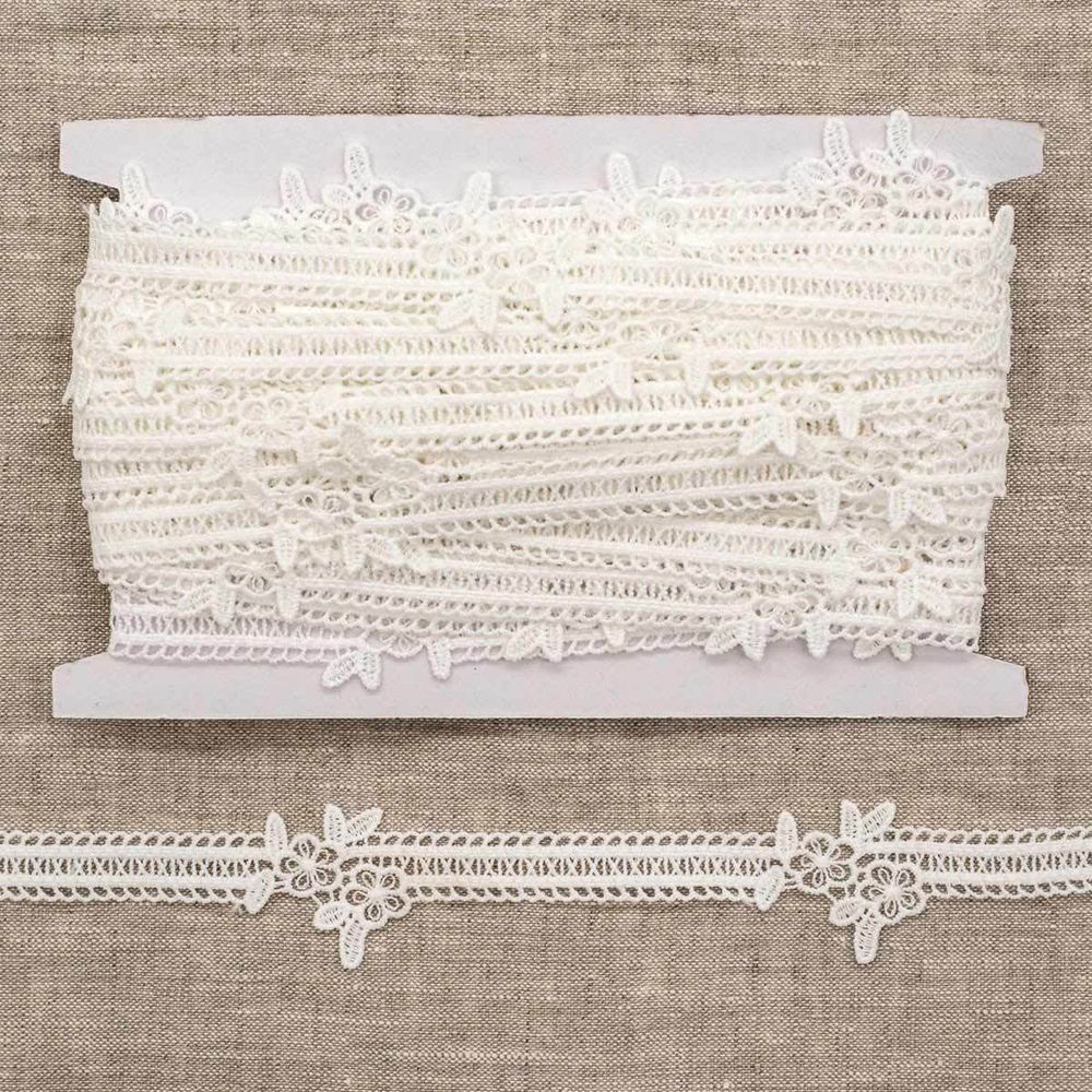 Кружево гипюр (плетёное) (матовое) 30 мм, 13.72м, цв.белый, S090710