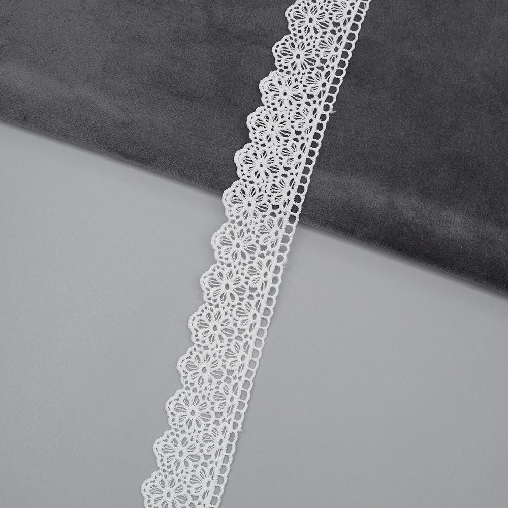 Кружево гипюр (плетёное) 25 мм, / 13.71 метра, белый