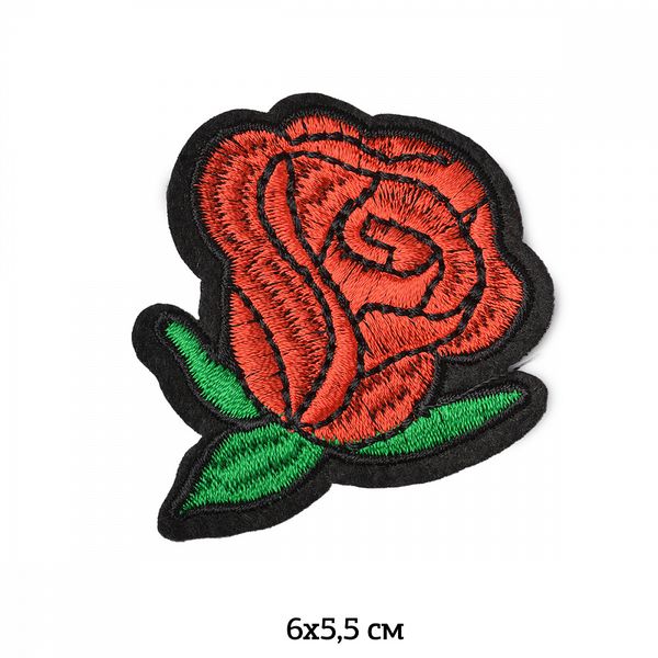 Термоаппликация вышитая Красная роза-01, 6х5,5см, 10 шт