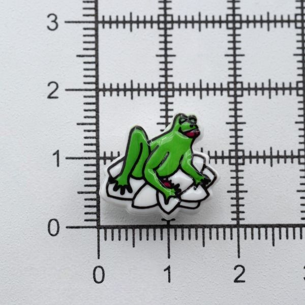 Пуговицы детские Лягушка (094 зеленый) QN642-W2, 72 шт