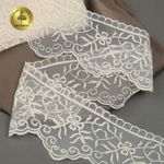 Кружево на сетке широкое 110 мм, 40485, цв.W0115 молочный уп.13.7м, Kruzhevo