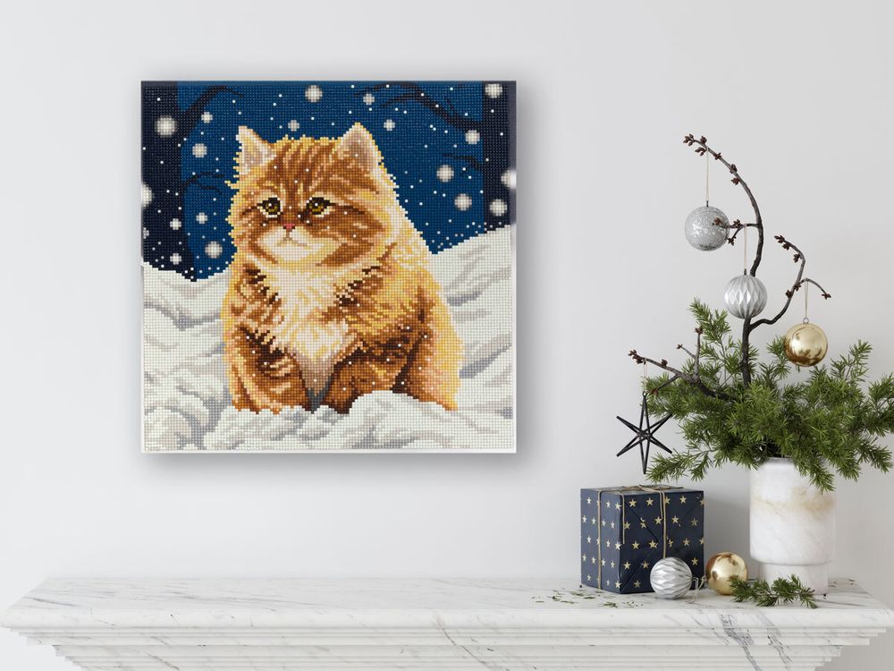 Алмазная (кристальная) мозаика Фрея ALPD-199, на подрамнике Пушистый котенок, 30х30 см