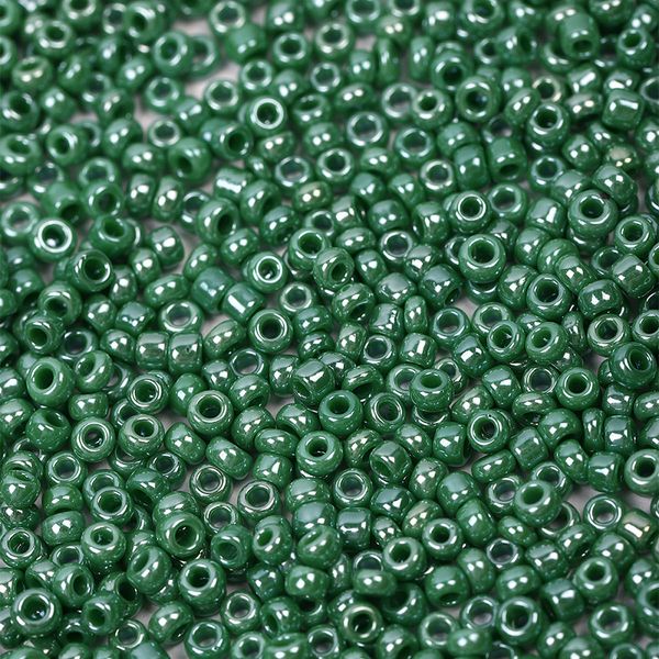 Бисер Magic4Hobby 12/0 (2 мм), 450 г, цв. 127, арт. OL.10/0