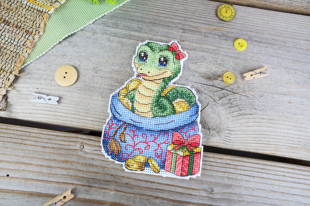 Набор для вышивания нитками МП Студия Р-1142, Денежная змея, 12х9 см