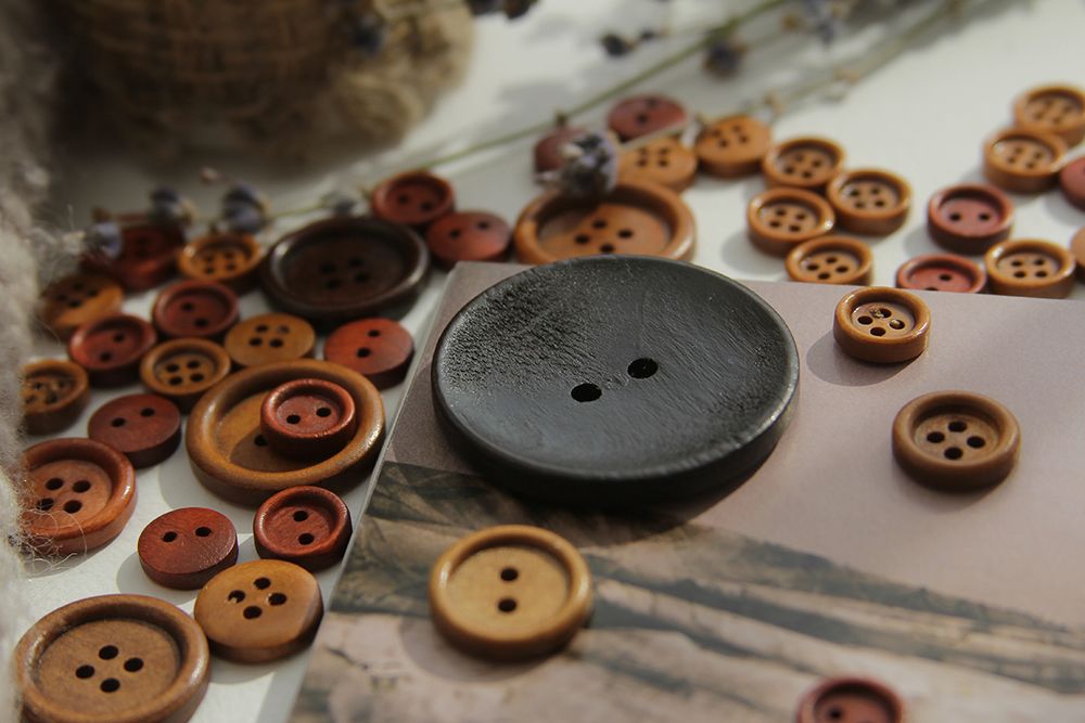 Пуговицы 2 прокола дерево 12 мм, 24 шт, №277 бежевый, Blitz DRN 0069