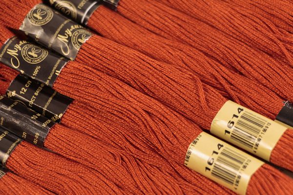 Мулине Ideal ТВ, 24 мотка по 8 метров, цв. 212