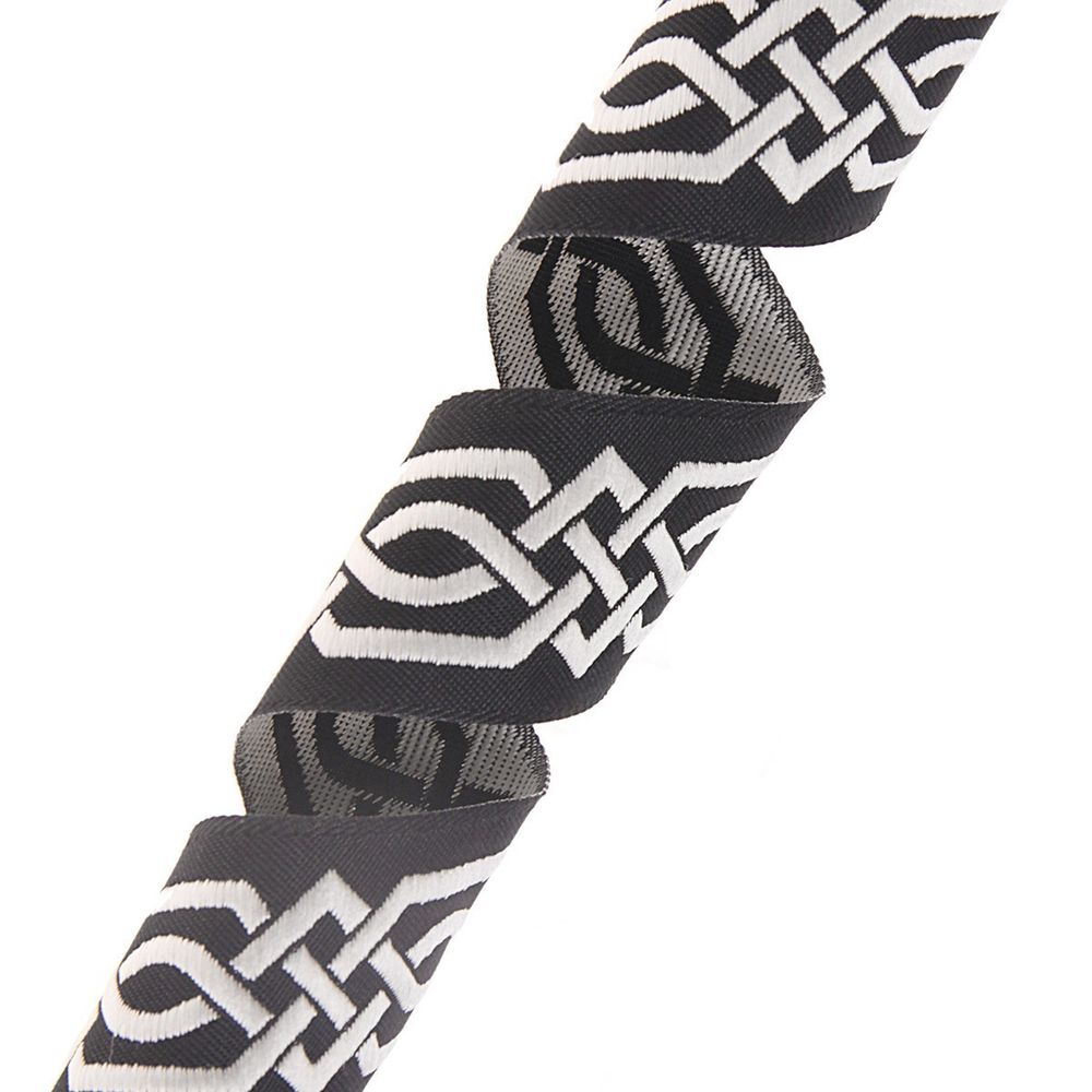 Лента (тесьма) жаккардовая 35.0 мм / 10±0.5 метров, бордюр Кельтский орнамент 35272 V9 черный/серебро