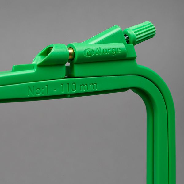 Пяльцы-рамка пластиковые 110х95 мм, Nurge NUR.170-11.5 цв.зеленый